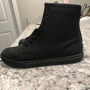 Dr. Martens size 6